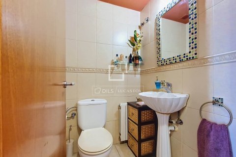 Villa for sale in Cubelles, Barcelona, Spain 3 bedrooms, 174 sq.m. No. 192626 - photo 11