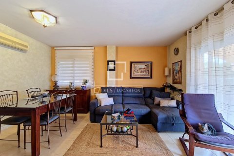 Villa for sale in Cubelles, Barcelona, Spain 3 bedrooms, 174 sq.m. No. 192626 - photo 13