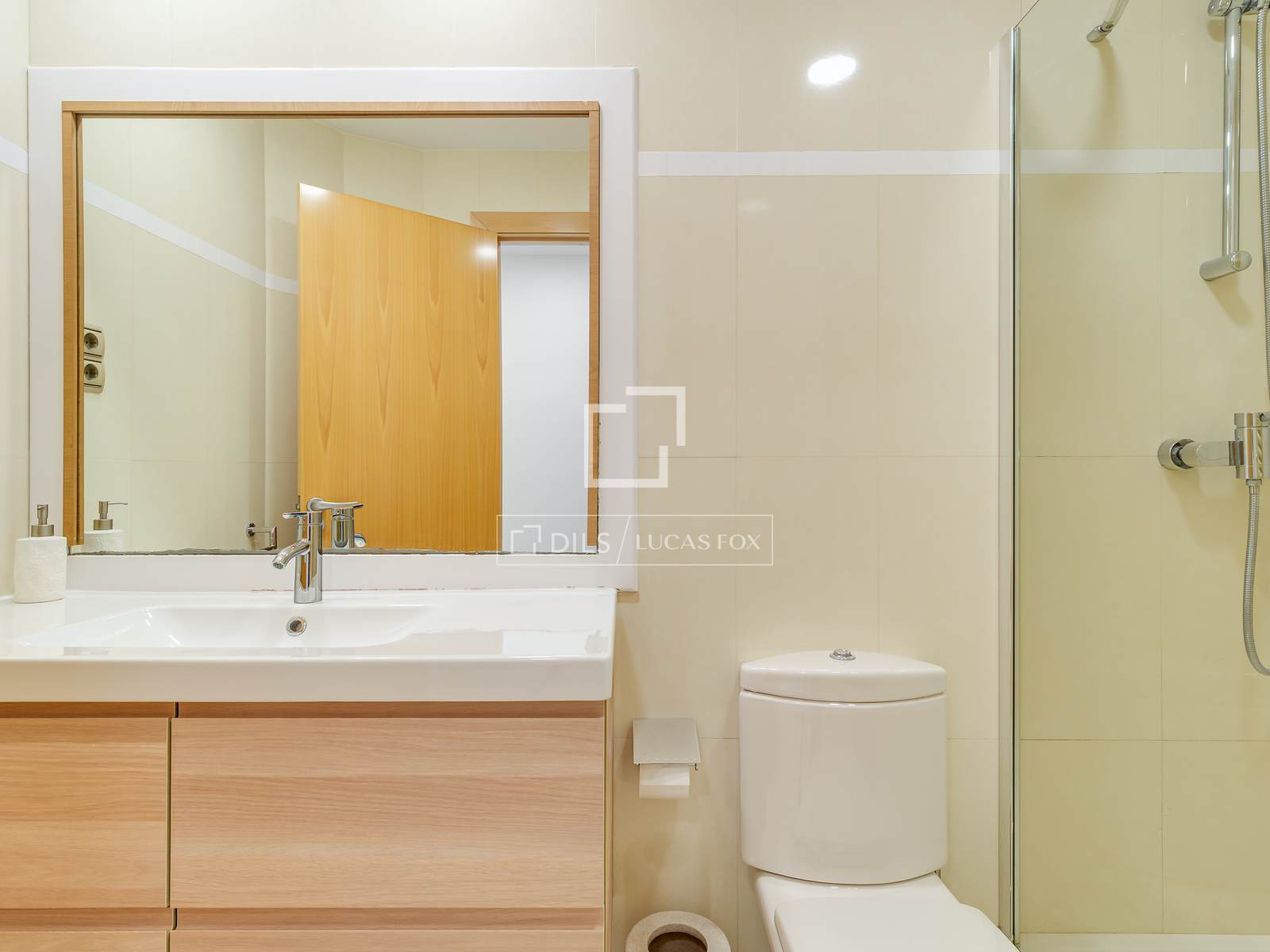 Apartament w Barcelona, Hiszpania 3 sypialnie, 112 mkw. nr 192629