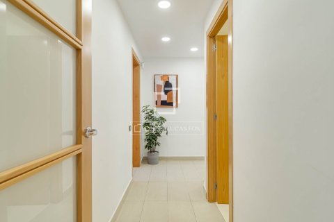 Apartment for sale in Barcelona, Spain 3 bedrooms, 112 sq.m. No. 192629 - photo 10