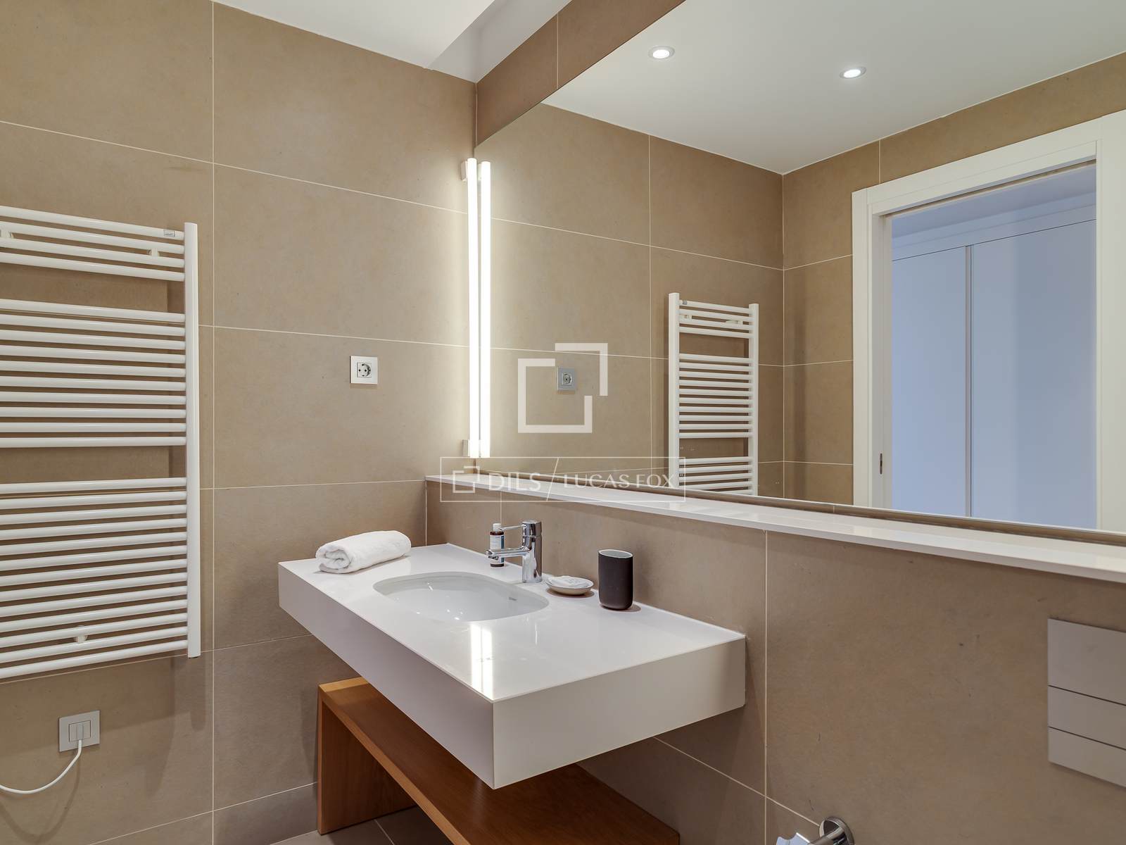 Penthouse in Barcelona, Spain 2 bedrooms, 111 sq.m. No. 192624