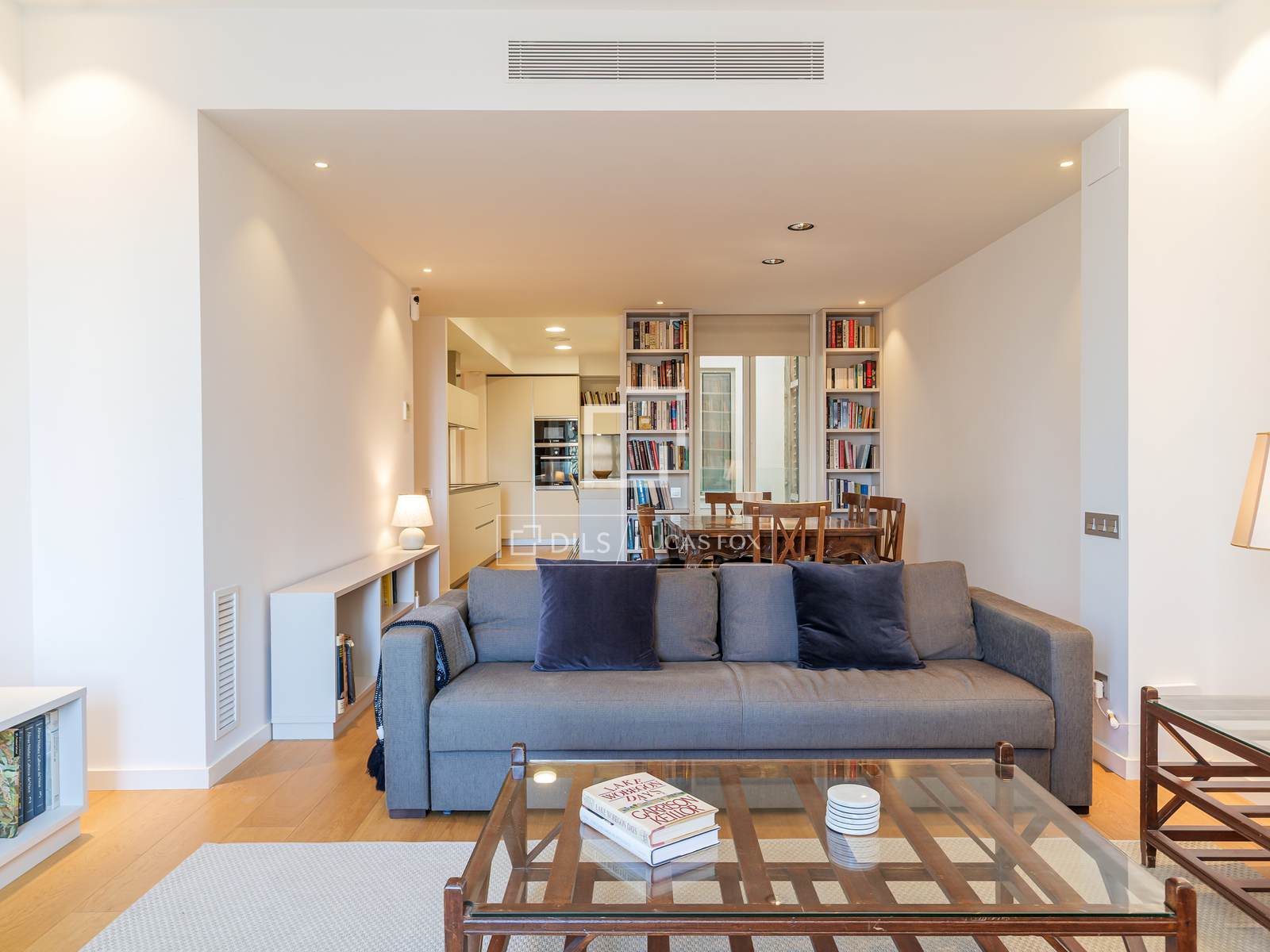 Penthouse in Barcelona, Spain 2 bedrooms, 111 sq.m. No. 192624