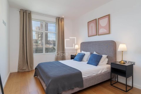 Penthouse for sale in Barcelona, Spain 2 bedrooms, 111 sq.m. No. 192624 - photo 8