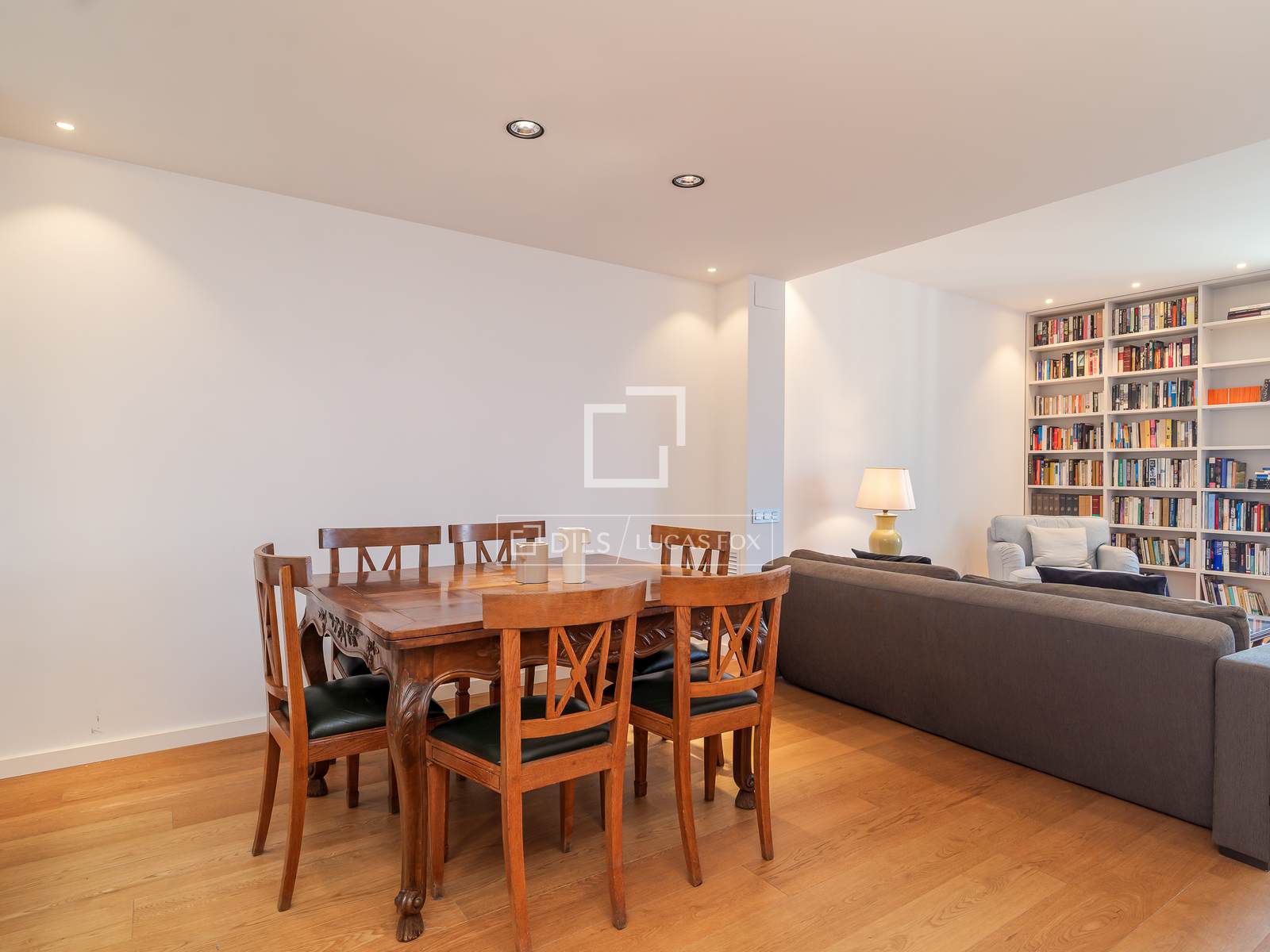 Penthouse in Barcelona, Spain 2 bedrooms, 111 sq.m. No. 192624