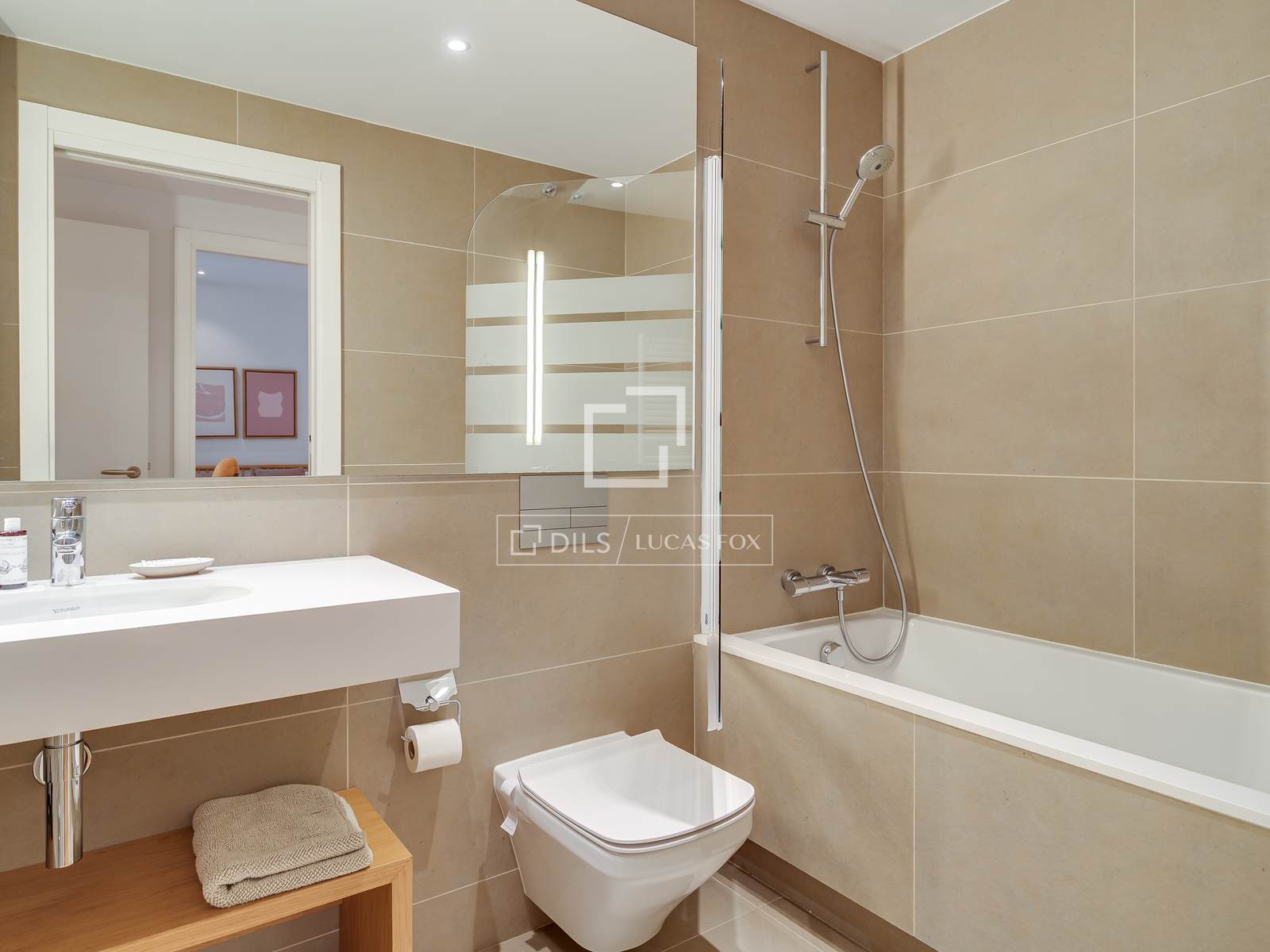 Penthouse in Barcelona, Spain 2 bedrooms, 111 sq.m. No. 192624