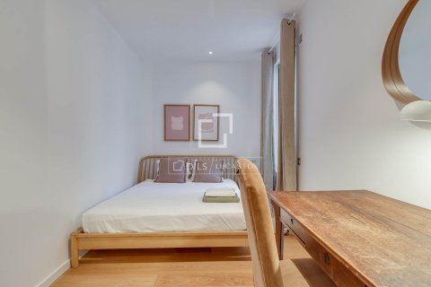 Penthouse for sale in Barcelona, Spain 2 bedrooms, 111 sq.m. No. 192624 - photo 20