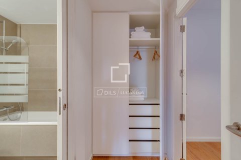 Penthouse for sale in Barcelona, Spain 2 bedrooms, 111 sq.m. No. 192624 - photo 18