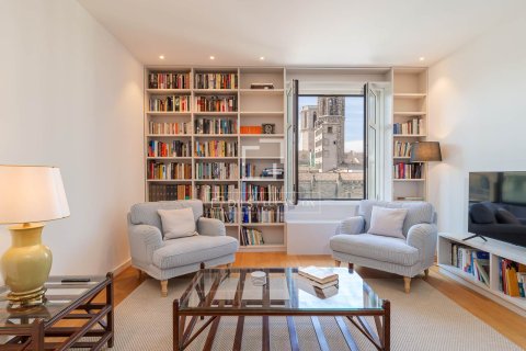 Penthouse for sale in Barcelona, Spain 2 bedrooms, 111 sq.m. No. 192624 - photo 28