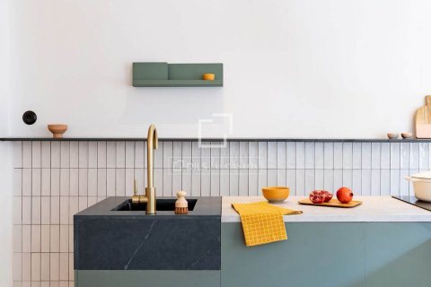 Apartment for sale in Barcelona, Spain 2 bedrooms, 86 sq.m. No. 192623 - photo 4