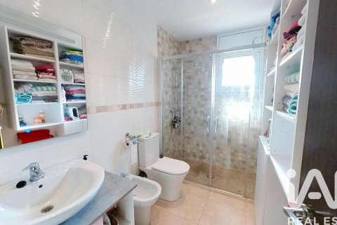 Kaupunkipientalo myytävänä Santa Oliva, Tarragona, Espanja, 4 makuuhuonetta, 119 m2 No. 152343 - kuva 20