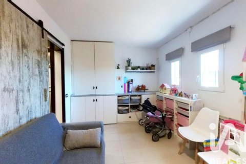 Kaupunkipientalo myytävänä Santa Oliva, Tarragona, Espanja, 4 makuuhuonetta, 119 m2 No. 152343 - kuva 15