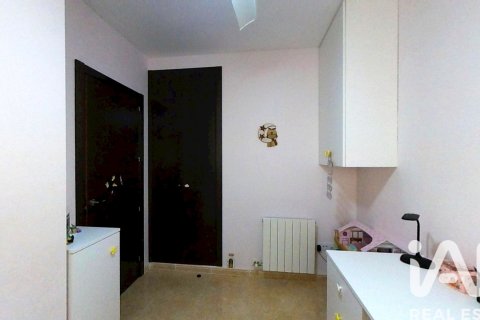 Kaupunkipientalo myytävänä Santa Oliva, Tarragona, Espanja, 4 makuuhuonetta, 119 m2 No. 152343 - kuva 19