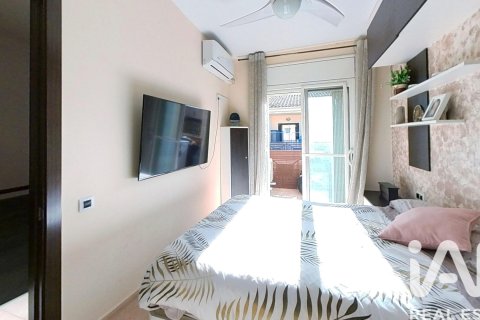 Kaupunkipientalo myytävänä Santa Oliva, Tarragona, Espanja, 4 makuuhuonetta, 119 m2 No. 152343 - kuva 25