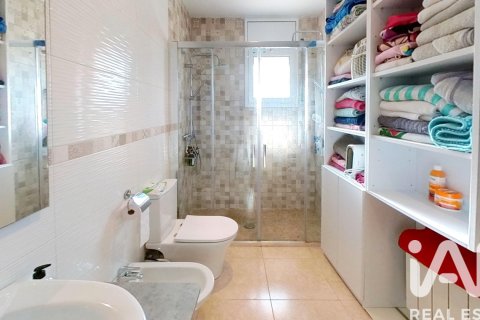 Kaupunkipientalo myytävänä Santa Oliva, Tarragona, Espanja, 4 makuuhuonetta, 119 m2 No. 152343 - kuva 21