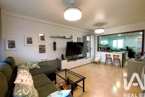 Kaupunkipientalo myytävänä Santa Oliva, Tarragona, Espanja, 4 makuuhuonetta, 119 m2 No. 152343 - kuva 2