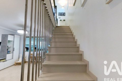 Kaupunkipientalo myytävänä Santa Oliva, Tarragona, Espanja, 4 makuuhuonetta, 119 m2 No. 152343 - kuva 16