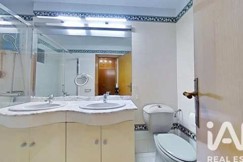 Продажа таухауса в Кастельон-де-ла-Плана, Кастельон, Испания 4 спальни, 226м2 №152347 - фото 14