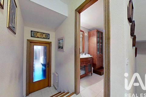 Продажа таухауса в Кастельон-де-ла-Плана, Кастельон, Испания 4 спальни, 226м2 №152347 - фото 23