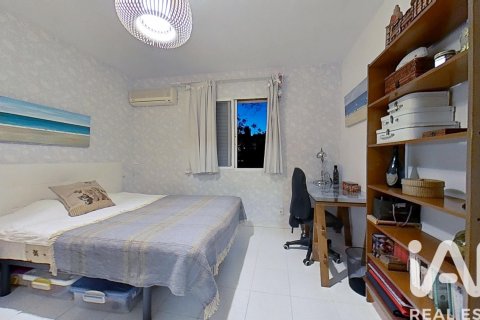 Продажа таухауса в Кастельон-де-ла-Плана, Кастельон, Испания 4 спальни, 226м2 №152347 - фото 26