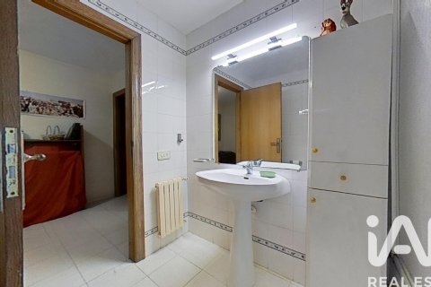 Продажа таухауса в Кастельон-де-ла-Плана, Кастельон, Испания 4 спальни, 226м2 №152347 - фото 19