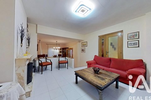 Продажа таухауса в Кастельон-де-ла-Плана, Кастельон, Испания 4 спальни, 226м2 №152347 - фото 2