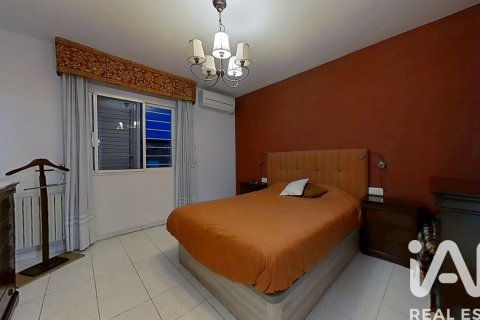 Продажа таухауса в Кастельон-де-ла-Плана, Кастельон, Испания 4 спальни, 226м2 №152347 - фото 24