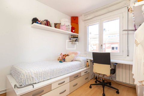 Villa for sale in Sant Just Desvern, Barcelona, Spain 5 bedrooms, 219 sq.m. No. 150590 - photo 27