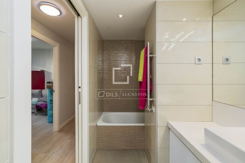 Dzīvoklis pārdošanā Barcelona, Spānijā 4 istabas, 133 m2 Nr. 150592 - attēls 30