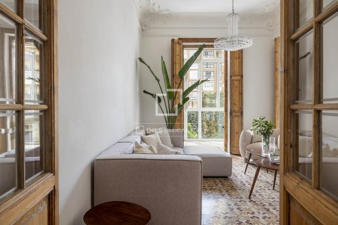 Huoneisto myytävänä Barcelona, Espanja, 2 makuuhuonetta, 180 m2 No. 150593 - kuva 19