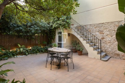 Apartament w Barcelona, Hiszpania 2 sypialnie, 180 mkw. nr 150593 – zdjęcie 3