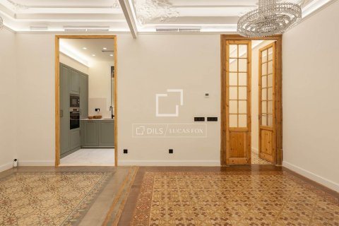 Apartament w Barcelona, Hiszpania 2 sypialnie, 180 mkw. nr 150593 – zdjęcie 7