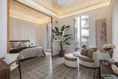 Huoneisto myytävänä Barcelona, Espanja, 2 makuuhuonetta, 180 m2 No. 150593 - kuva 26