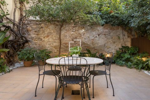 Apartament w Barcelona, Hiszpania 2 sypialnie, 180 mkw. nr 150593 – zdjęcie 12