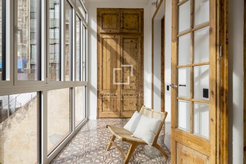 Huoneisto myytävänä Barcelona, Espanja, 2 makuuhuonetta, 180 m2 No. 150593 - kuva 24