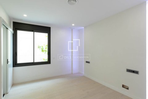 Villa for sale in Caldes d'Estrac, Barcelona, Spain 3 bedrooms, 275 sq.m. No. 150588 - photo 29