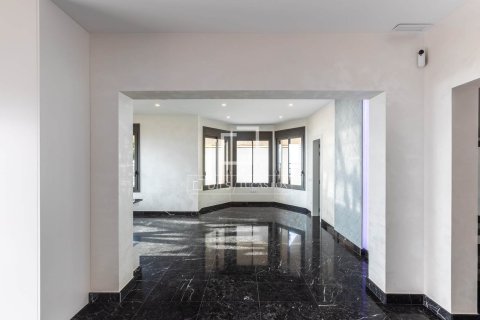 Villa for sale in Caldes d'Estrac, Barcelona, Spain 3 bedrooms, 275 sq.m. No. 150588 - photo 12