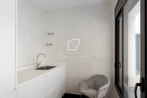 Villa for sale in Caldes d'Estrac, Barcelona, Spain 3 bedrooms, 275 sq.m. No. 150588 - photo 16