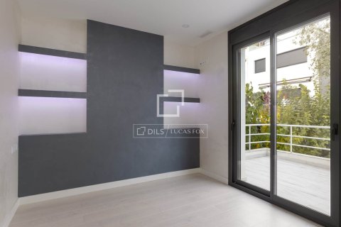 Villa for sale in Caldes d'Estrac, Barcelona, Spain 3 bedrooms, 275 sq.m. No. 150588 - photo 24