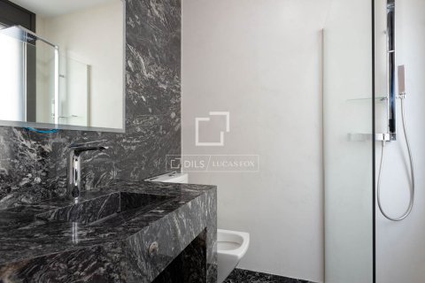 Villa for sale in Caldes d'Estrac, Barcelona, Spain 3 bedrooms, 275 sq.m. No. 150588 - photo 30