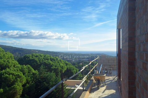 Villa for sale in Sant Andreu de Llavaneres, Barcelona, Spain 4 bedrooms, 338 sq.m. No. 150587 - photo 5