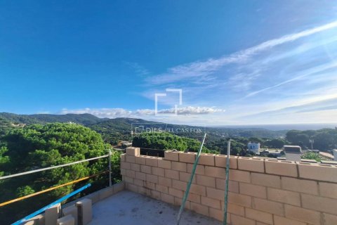 Villa for sale in Sant Andreu de Llavaneres, Barcelona, Spain 4 bedrooms, 338 sq.m. No. 150587 - photo 12