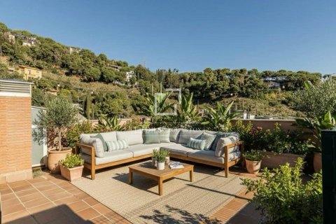 Dzīvoklis pārdošanā Barcelona, Spānijā 2 istabas, 70 m2 Nr. 150591 - attēls 3