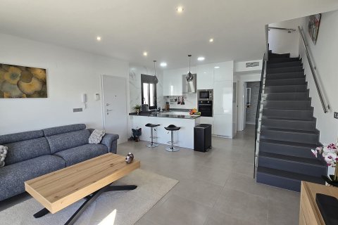 Продажа виллы в Сан-Педро-дель-Пинатар, Мурсия, Испания 3 спальни, 142м2 №146909 - фото 13