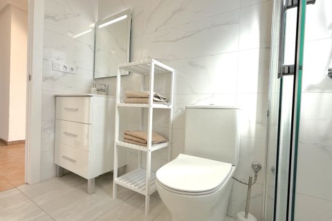 Lägenhet till salu i Torrevieja, Alicante, Spanien 2 sovrum, 147 kvm. Nr. 146906 - foto 20