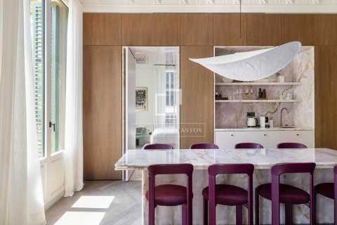 Huoneisto vuokrattavana Barcelona, Espanja, 2 makuuhuonetta, 85 m2 No. 160856 - kuva 3