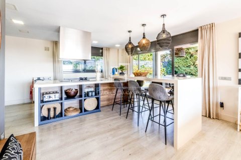 Villa pārdošanā Sitges, Barcelona, Spānijā 6 istabas, 432 m2 Nr. 160852 - attēls 12