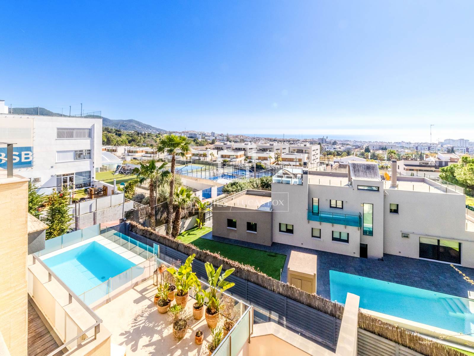 Villa a Sitges, Barcelona, Spagna 6 camere da letto, 432 mq. N° 160852
