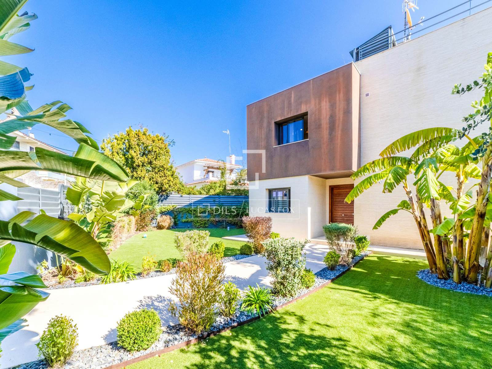 Villa a Sitges, Barcelona, Spagna 6 camere da letto, 432 mq. N° 160852