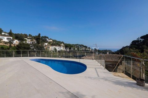 Huvila myytävänä Tossa de Mar, Girona, Espanja, 4 makuuhuonetta, 362 m2 No. 176861 - kuva 9