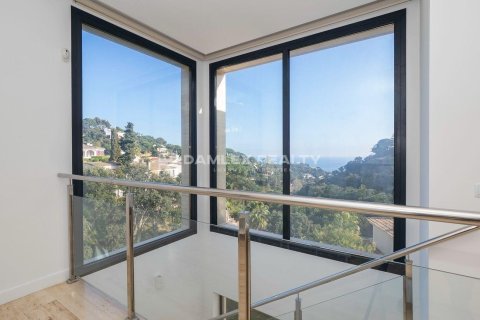Huvila myytävänä Tossa de Mar, Girona, Espanja, 4 makuuhuonetta, 362 m2 No. 176861 - kuva 26